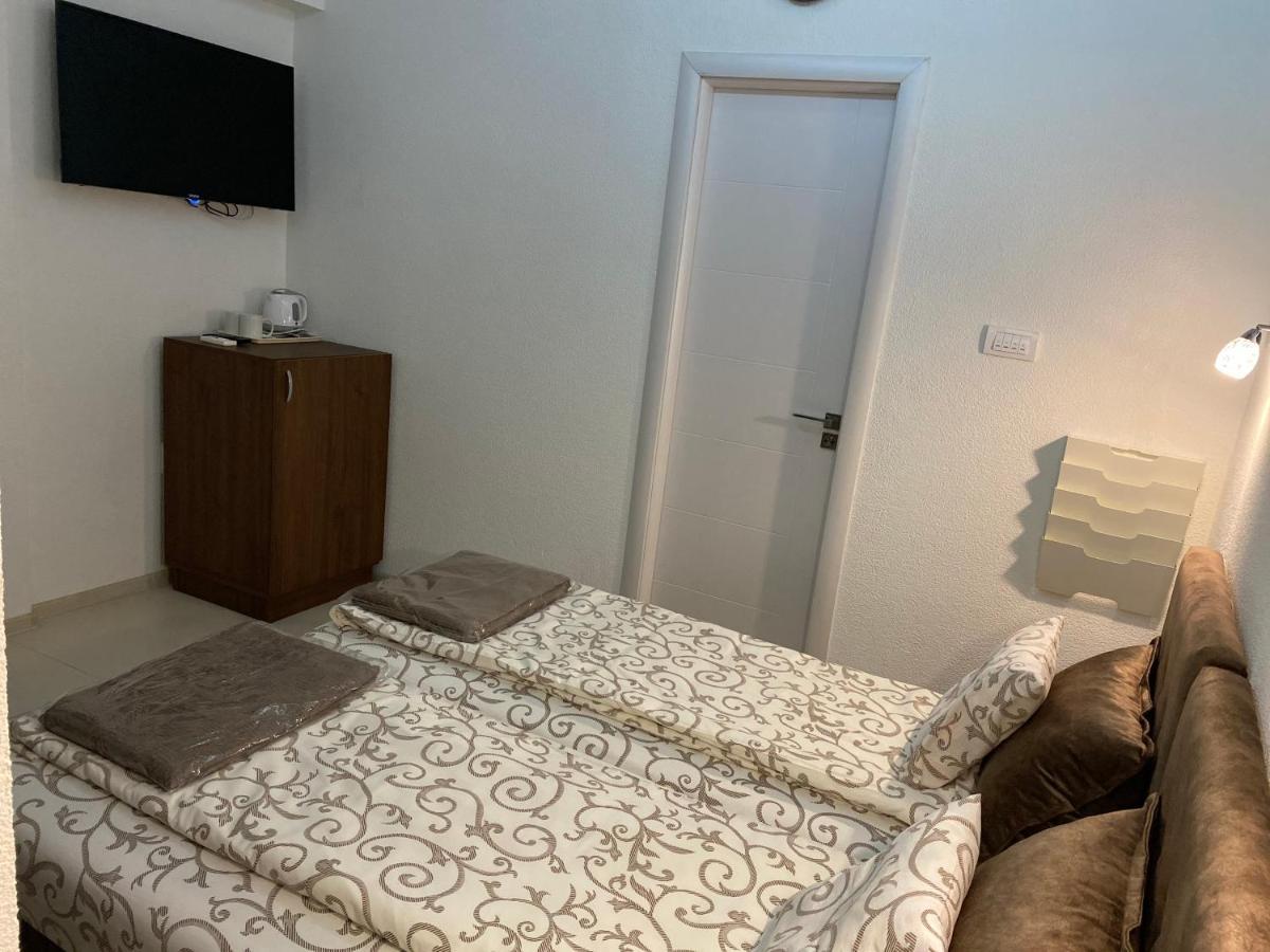 Diksi 2 Centar Apartment